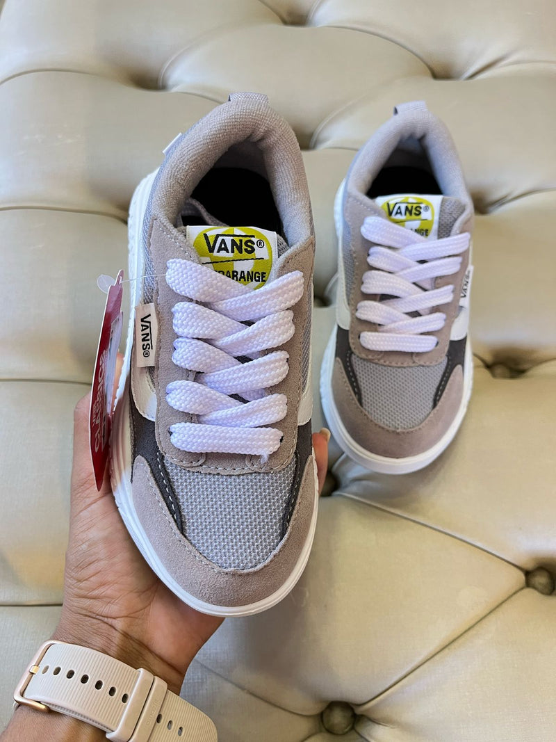 Vans Ultrarange Infantil – Linha Premium