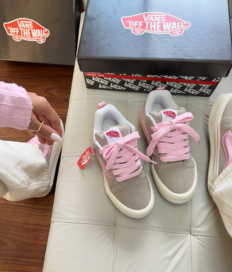 Vans KNU