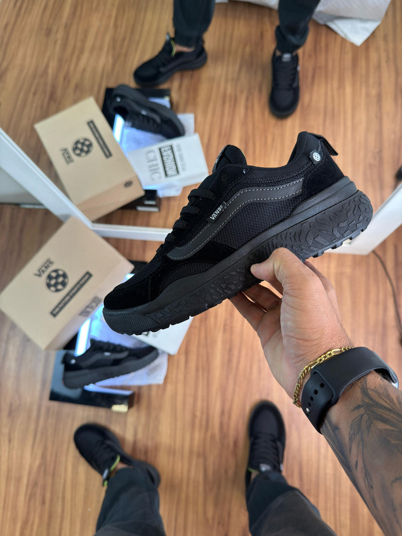 Vans Neo Camurça – All Black