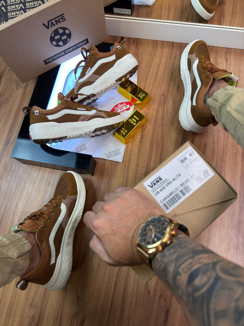 Vans Neo Camurça – Caramelo e Branco