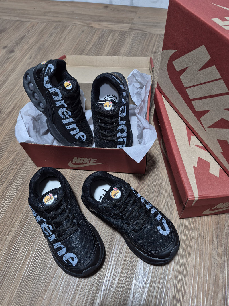 Nike Air Max DN Infantil × Supreme