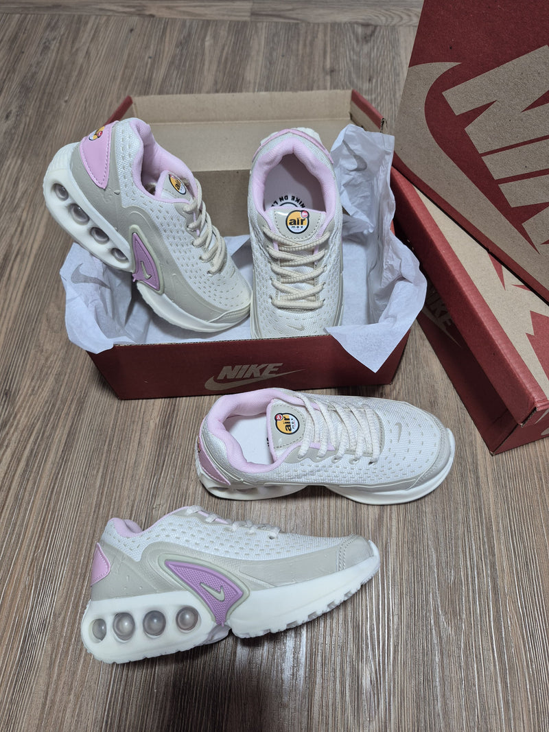 Nike Air Max DN Infantil × Supreme