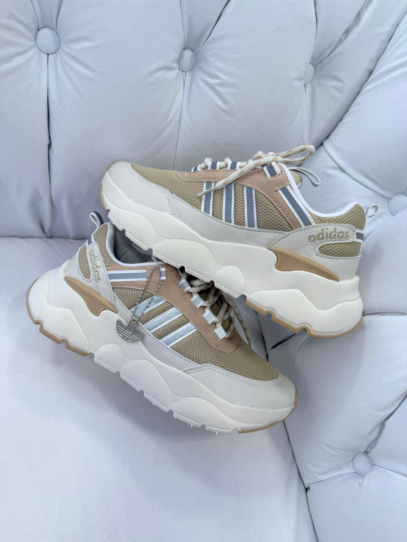 Adidas Dyamond