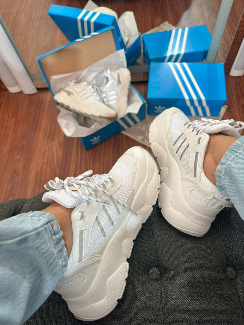 Adidas Dyamond