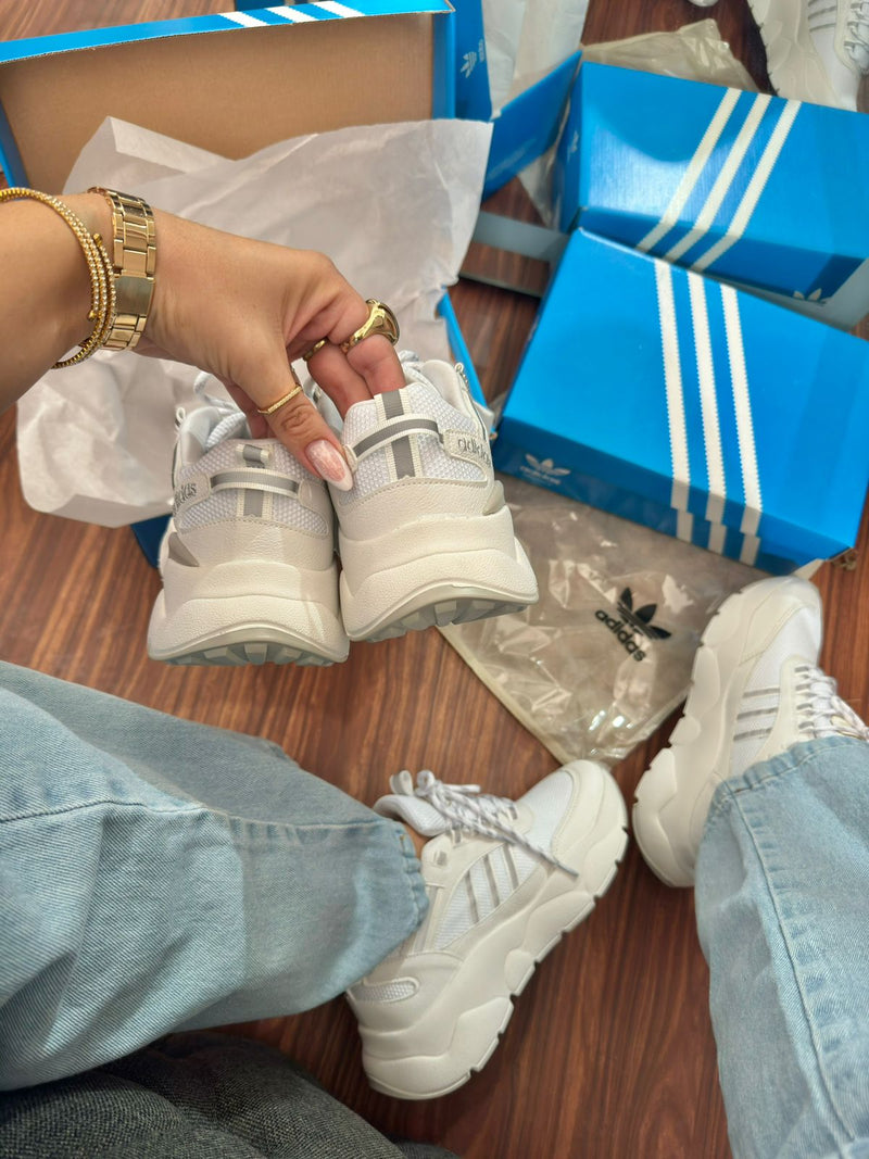 Adidas Dyamond