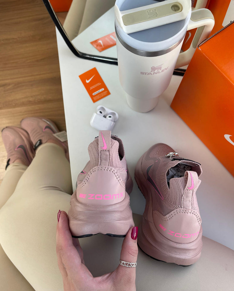 Tênis Nike zoom X Meia Knit