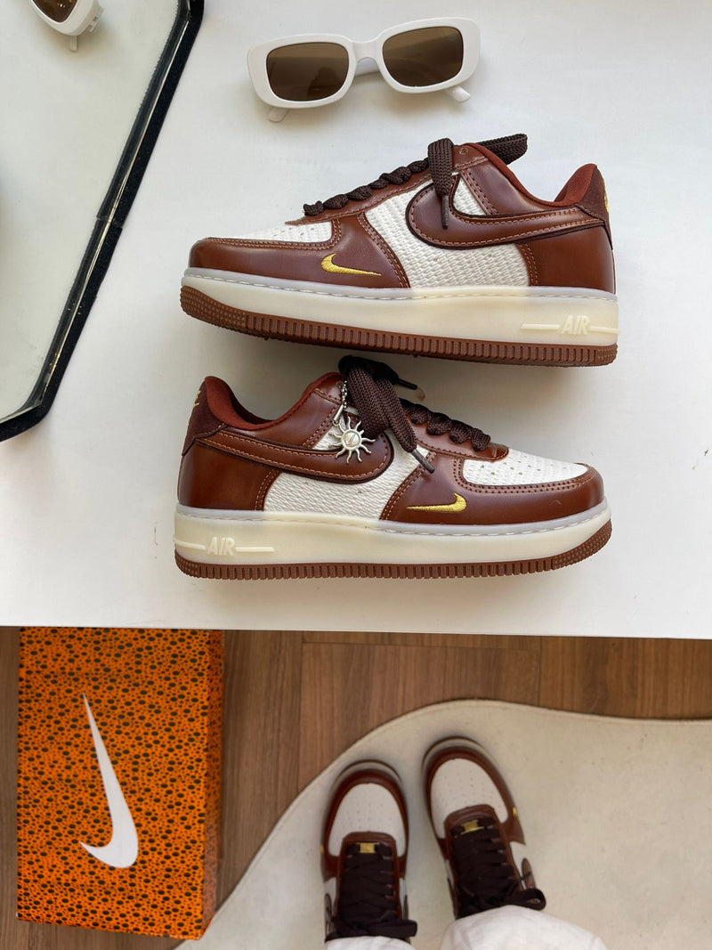 Nike Air Force Madri