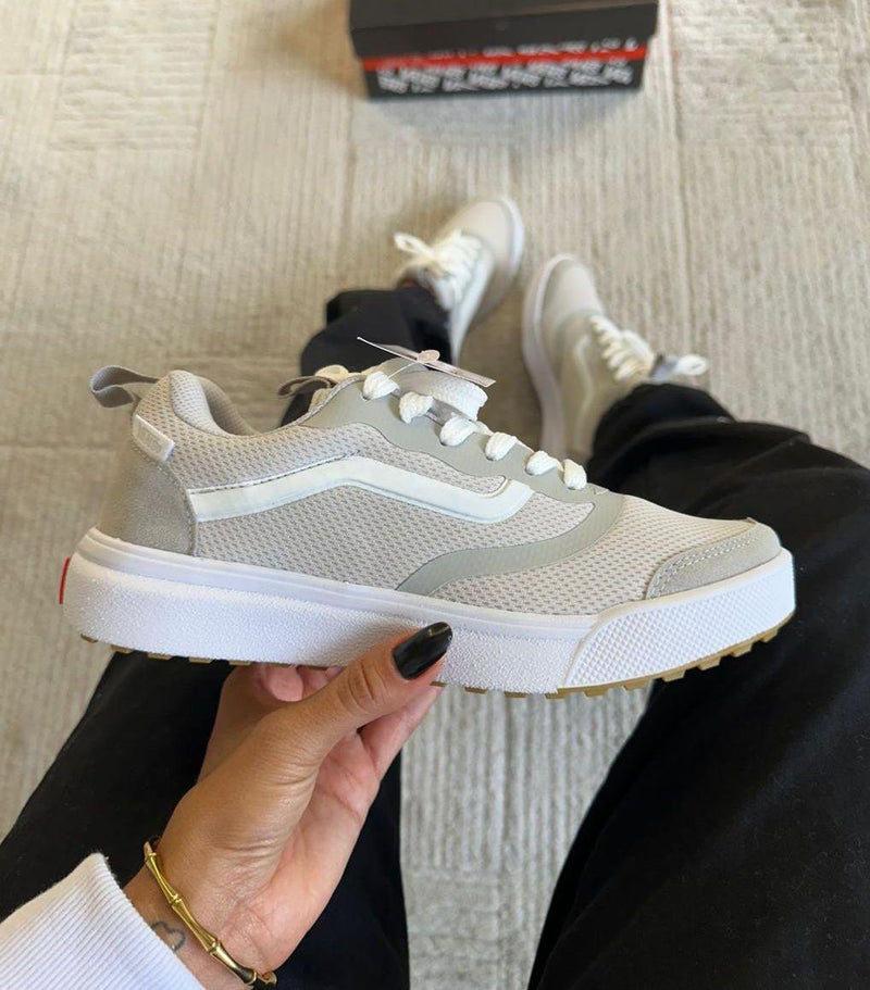 Vans Ultrarange – Primeira Linha