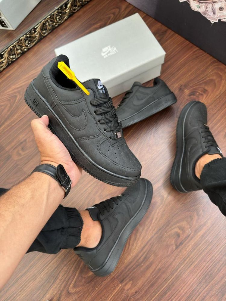 Nike Air Force 1 Preto
